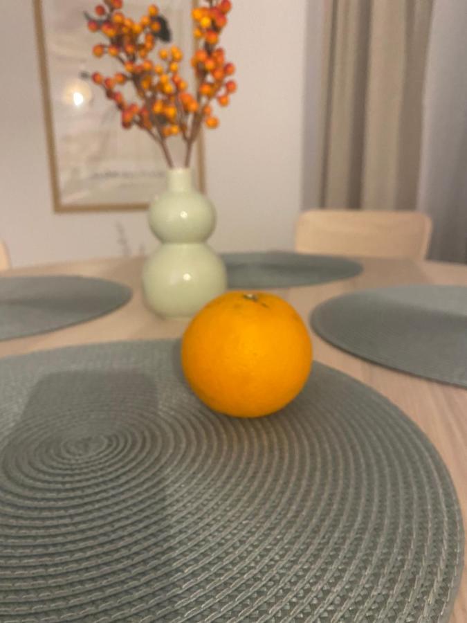 Metro Szwedzka Apartament Orange วอร์ซอ ภายนอก รูปภาพ