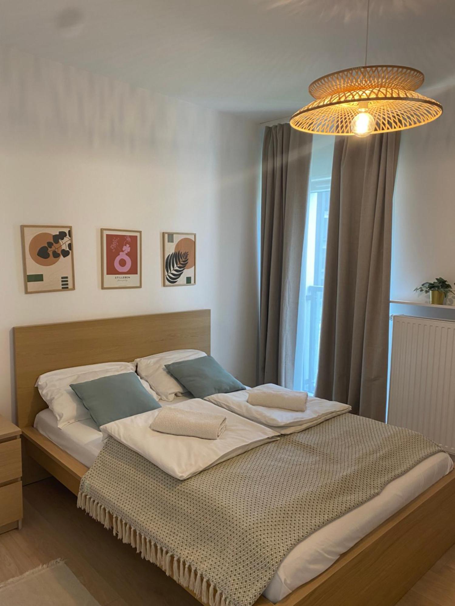 Metro Szwedzka Apartament Orange วอร์ซอ ภายนอก รูปภาพ