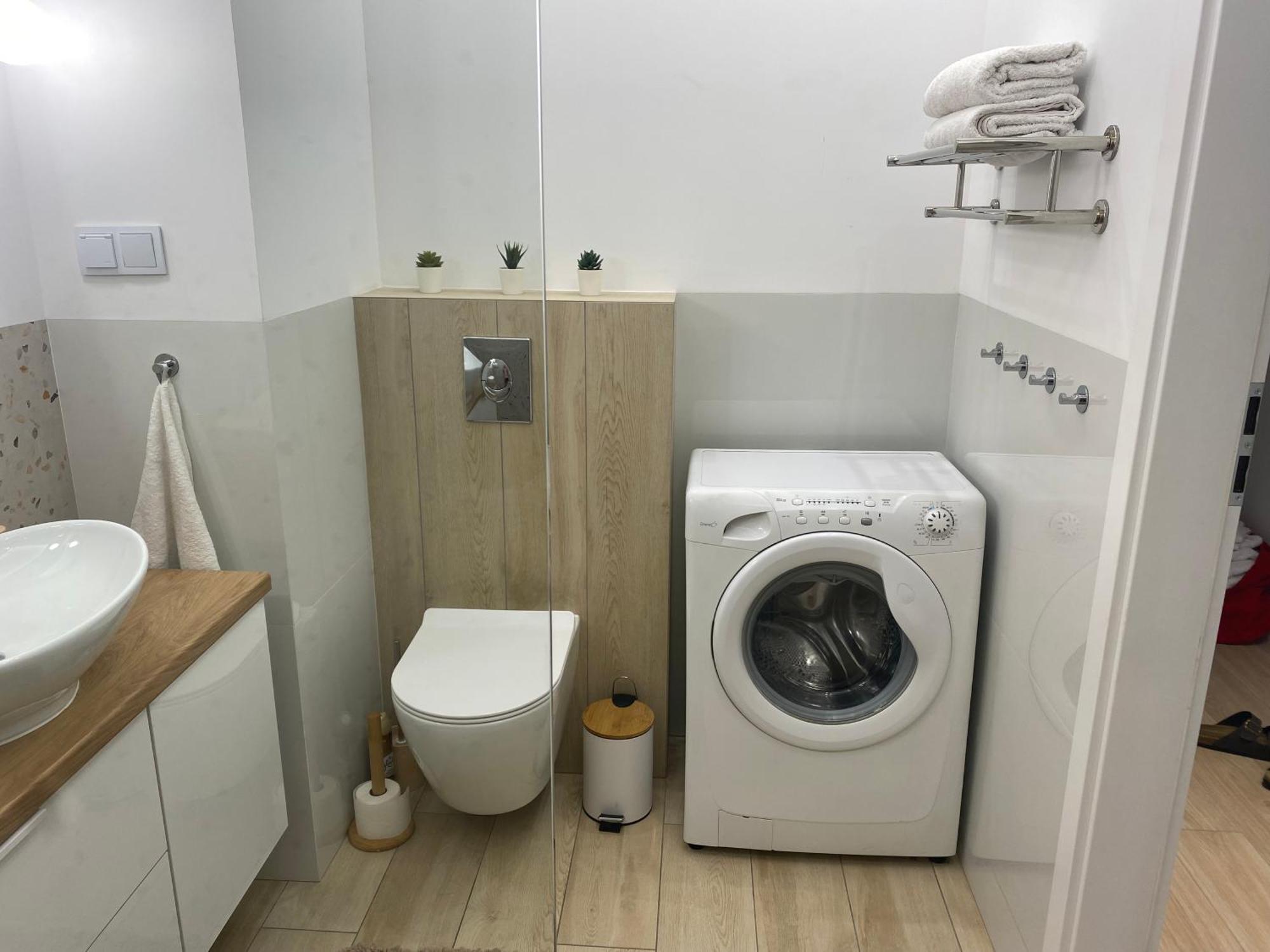 Metro Szwedzka Apartament Orange วอร์ซอ ภายนอก รูปภาพ